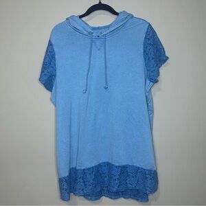 Relax Womens 2X Light‎ Blue Short Sleeve Lace Trim Hooded Pullover Top